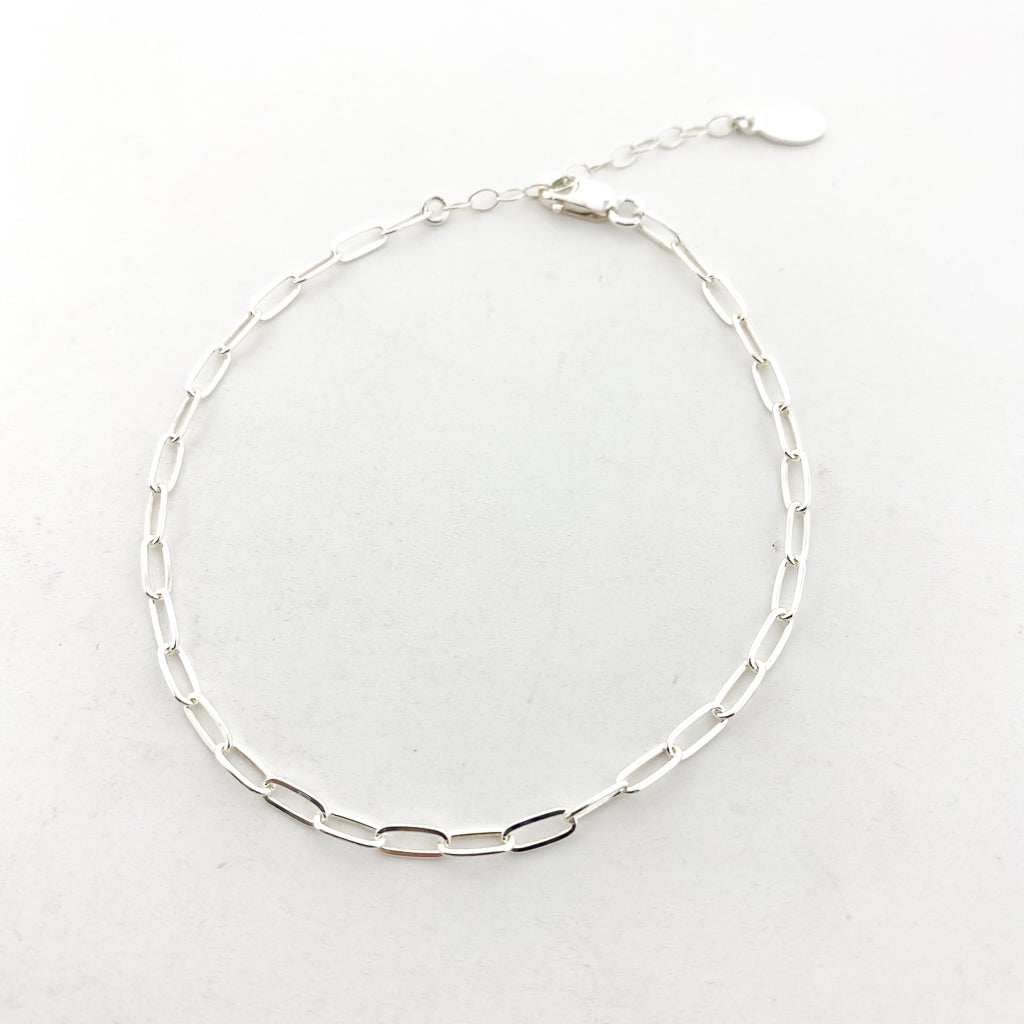 Sadie Oval Chain Bracelet - MTT Collective