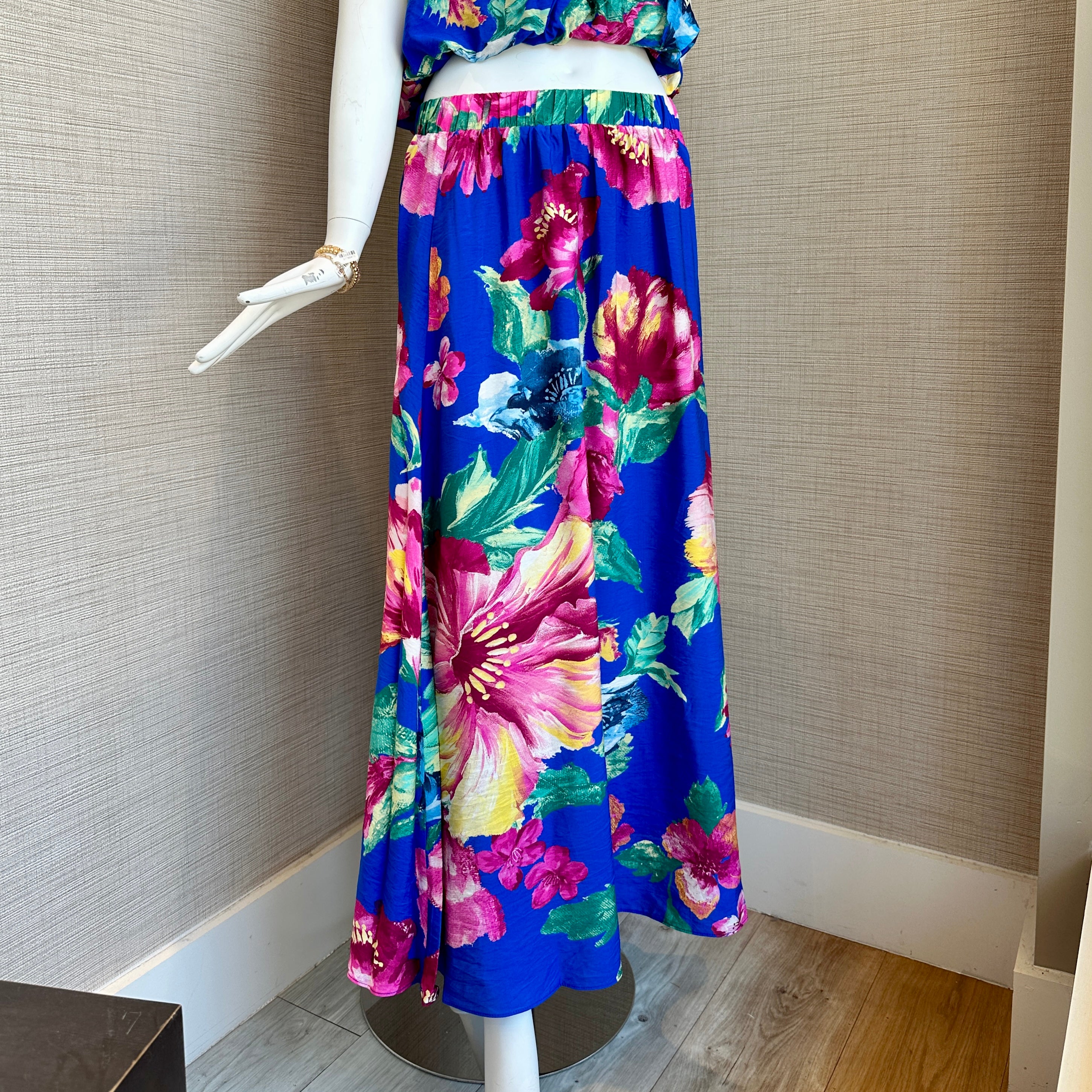 Skies Are Blue - Womens - Bottoms - Skirts - Floral Maxi Skirt - MTT Collective