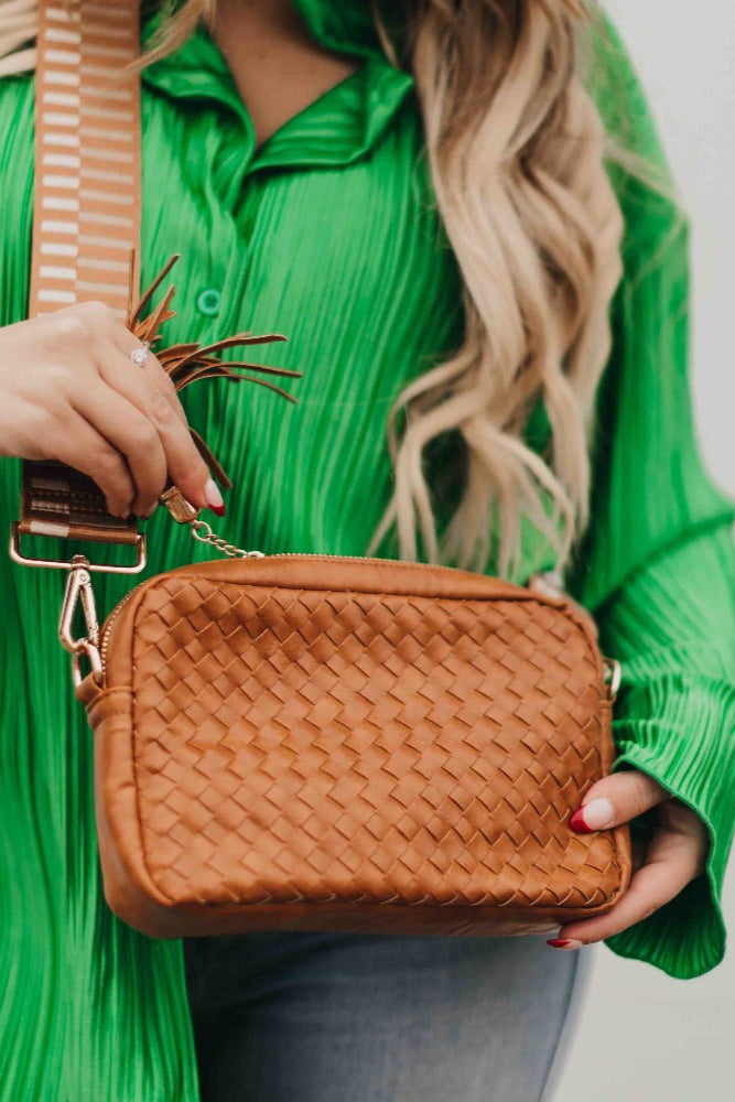 Pretty Simple - Bags - Crossbody & Hip Packs - Woven Willow Camera Crossbody Bag - MTT Collective