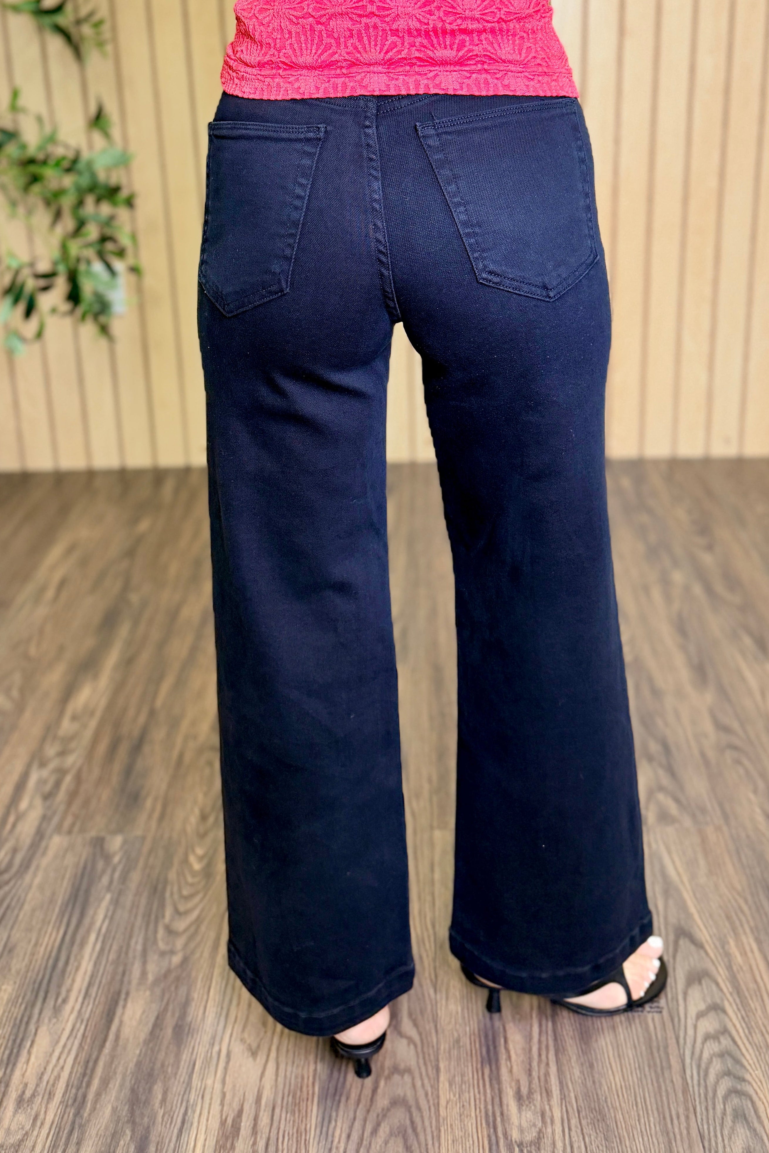 The Patch Pocket Wide Leg