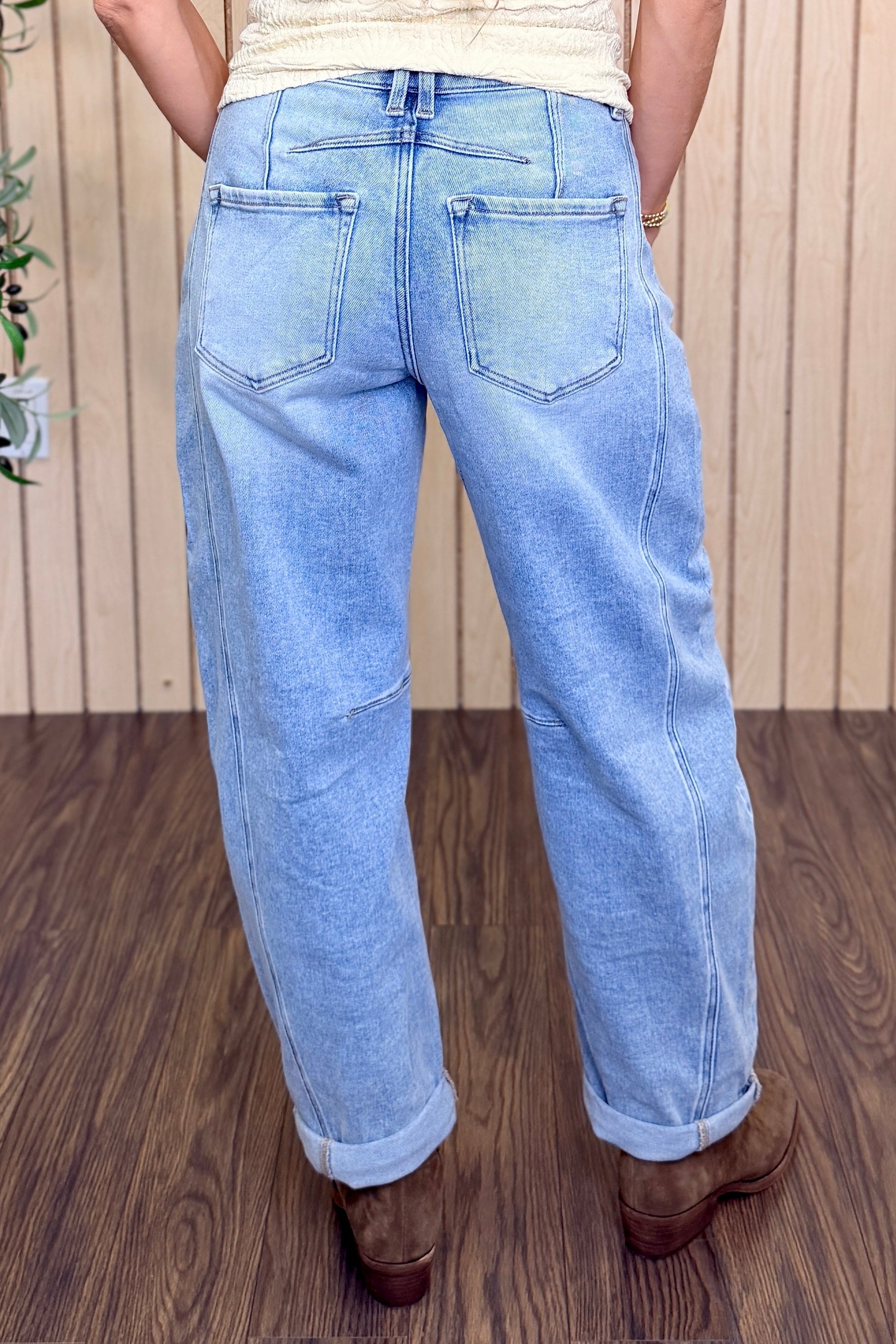 Willow Crop Barrel Cuffed Jeans