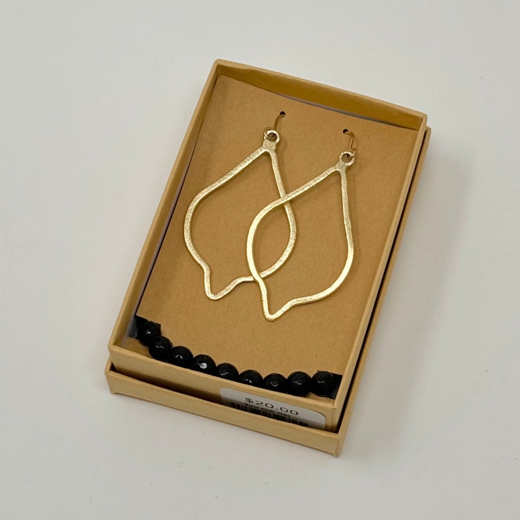 $20 Gift Set | Earrings & Bracelet Set - MTT Collective