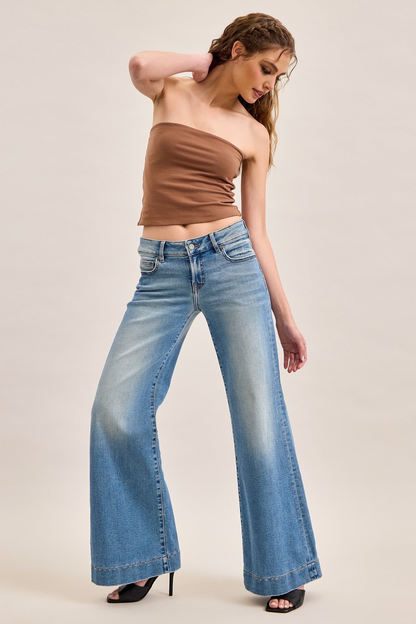 Happi Low Rise Comfort Flare Jean in Medium Vintage