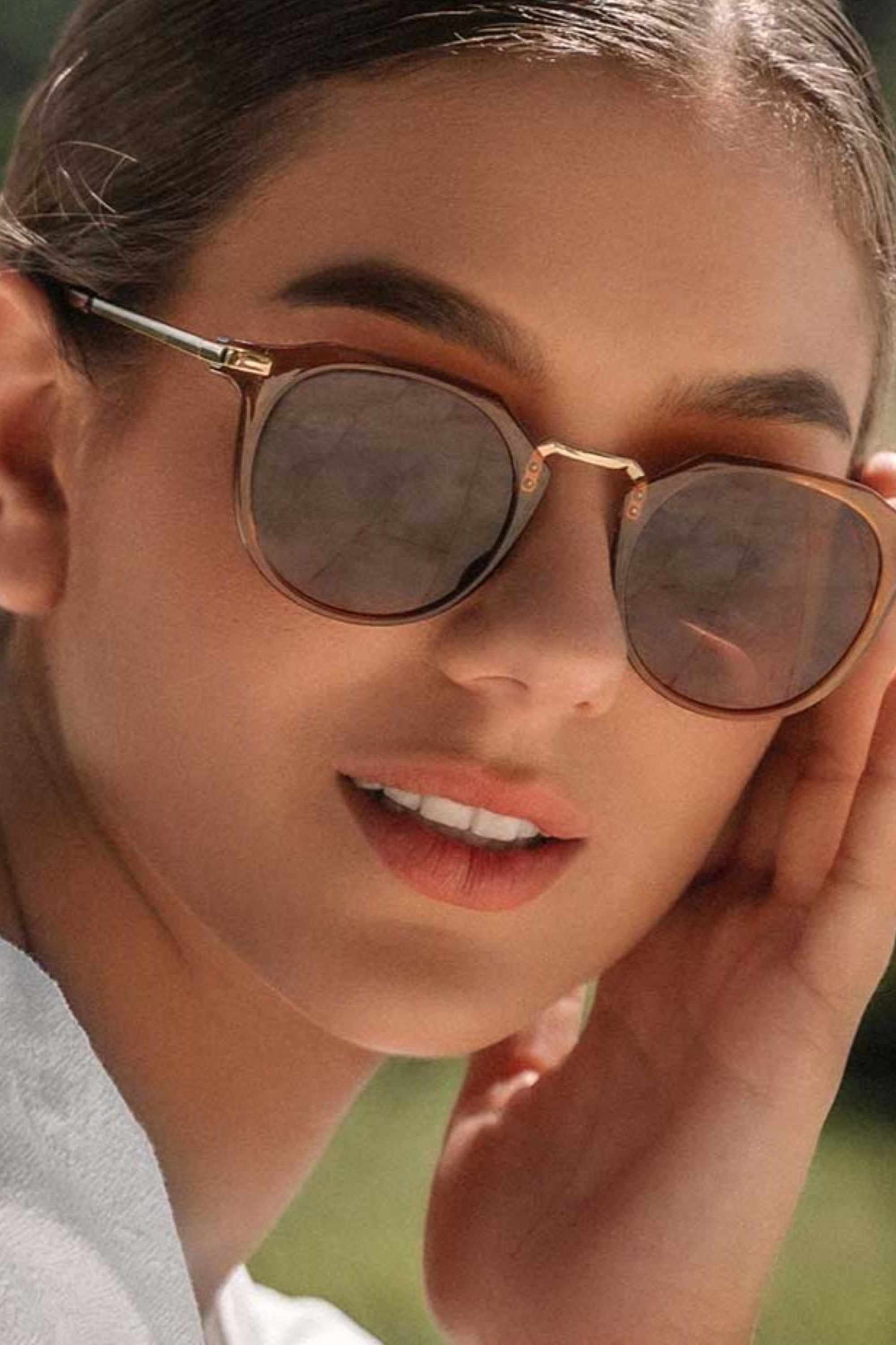 Carve Frankie Crystal Tobacco Gold sunglasses - lifestyle