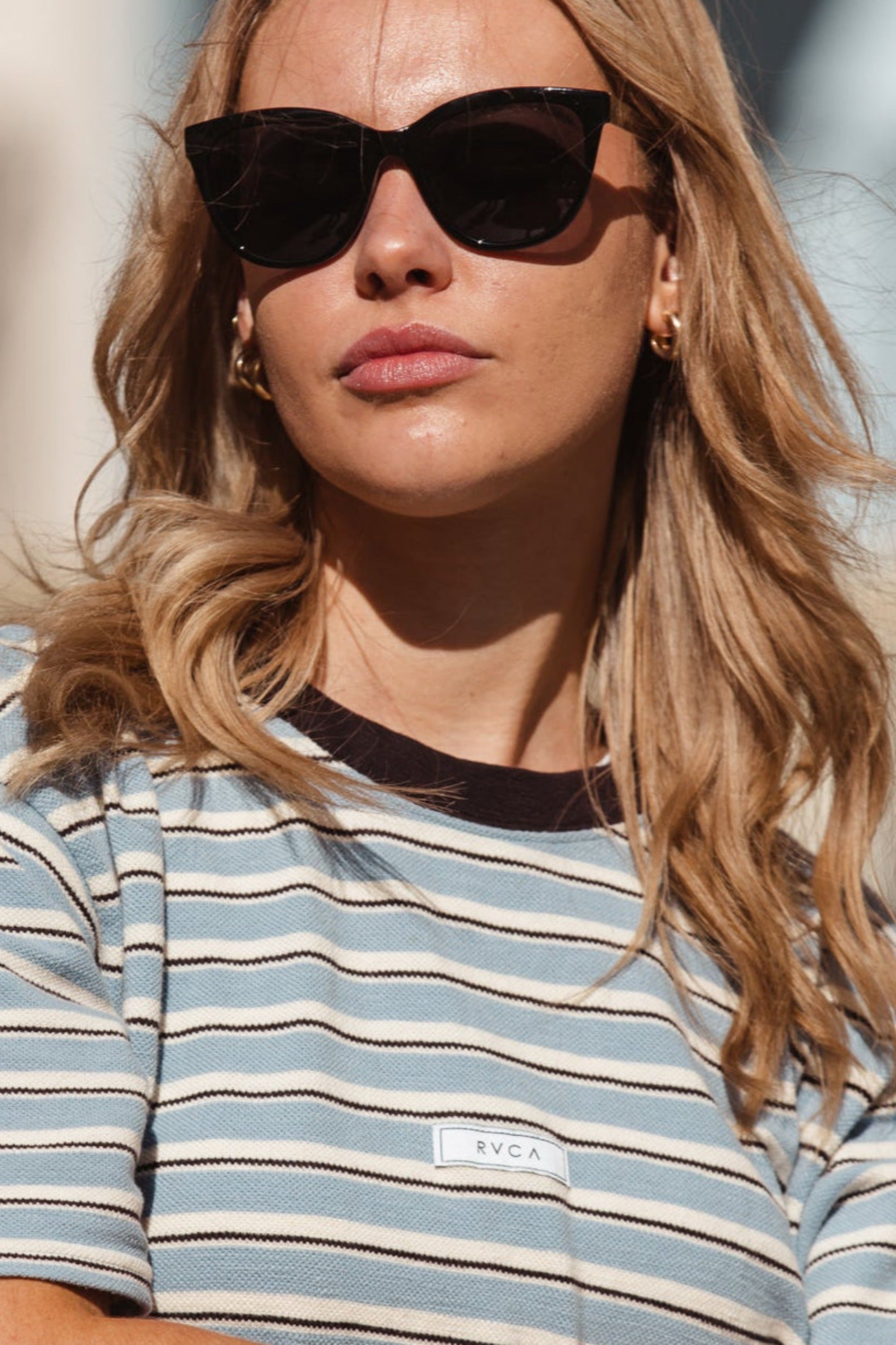 Carve Allure Black Gold Grey sunglasses - lifestyle