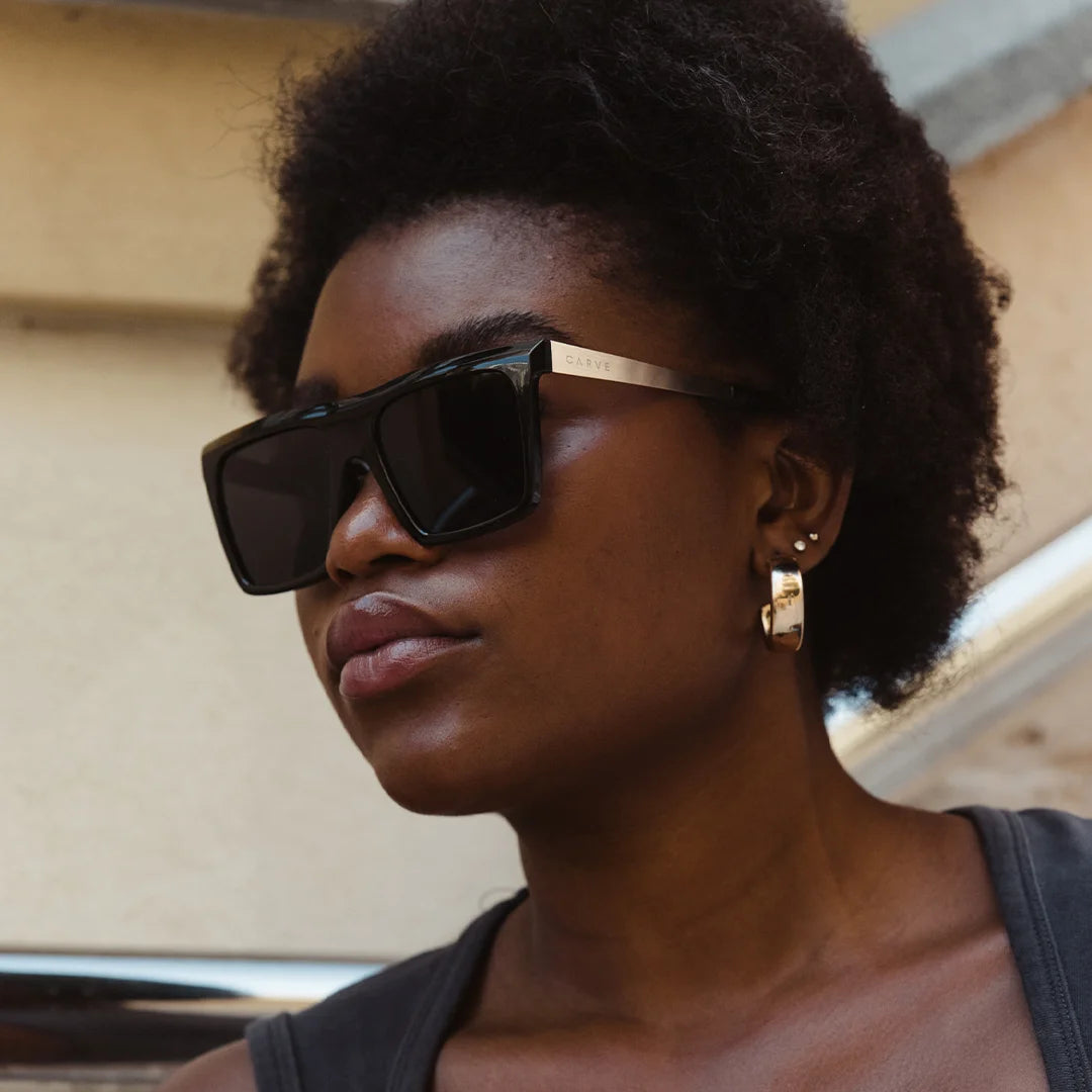 CARVE Yoshi Gloss Desert Gold sunglasses – lifestyle