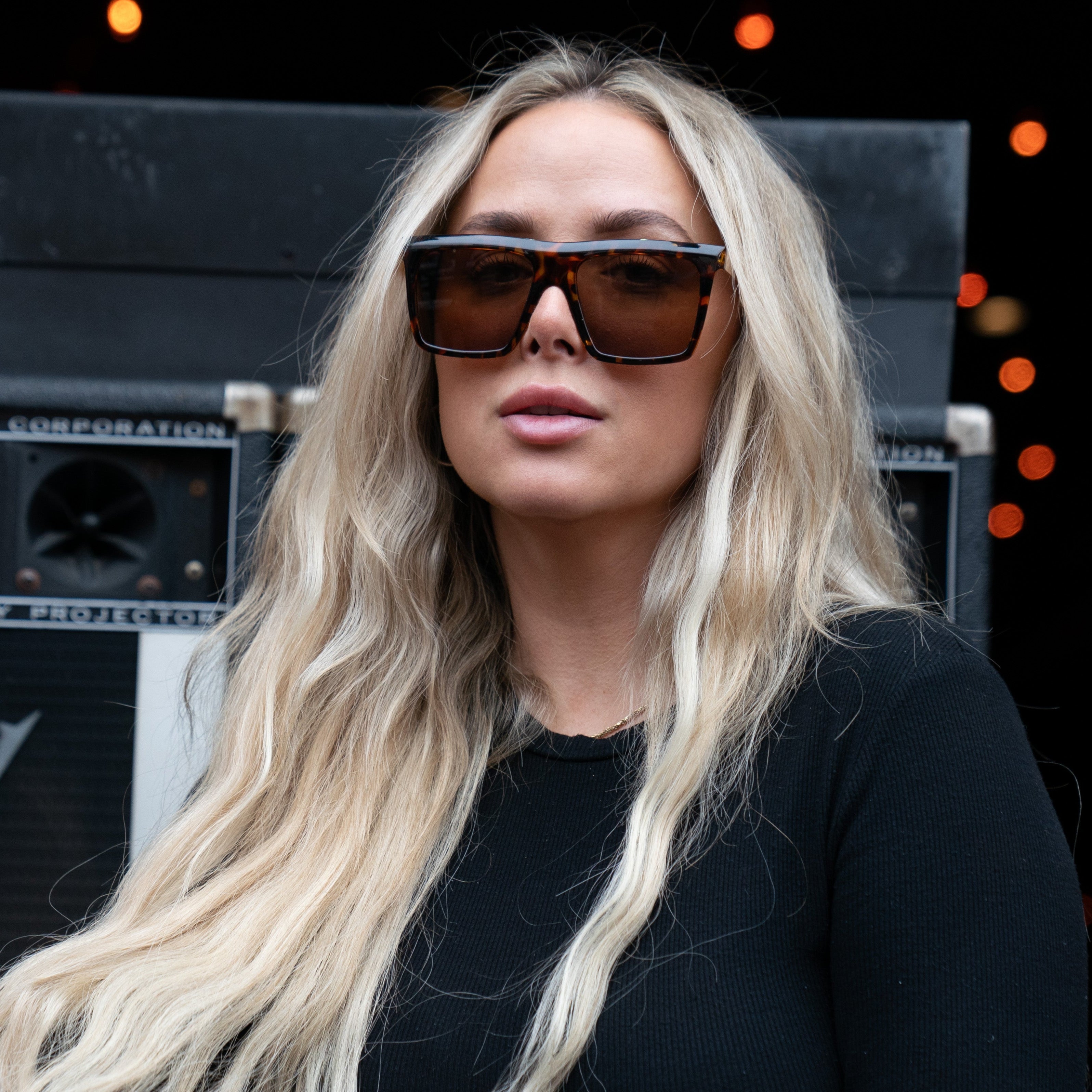 CARVE Yoshi Gloss Tort sunglasses – lifestyle