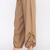 Marlow Drapey Twill High-Waist Jogger mocha detail