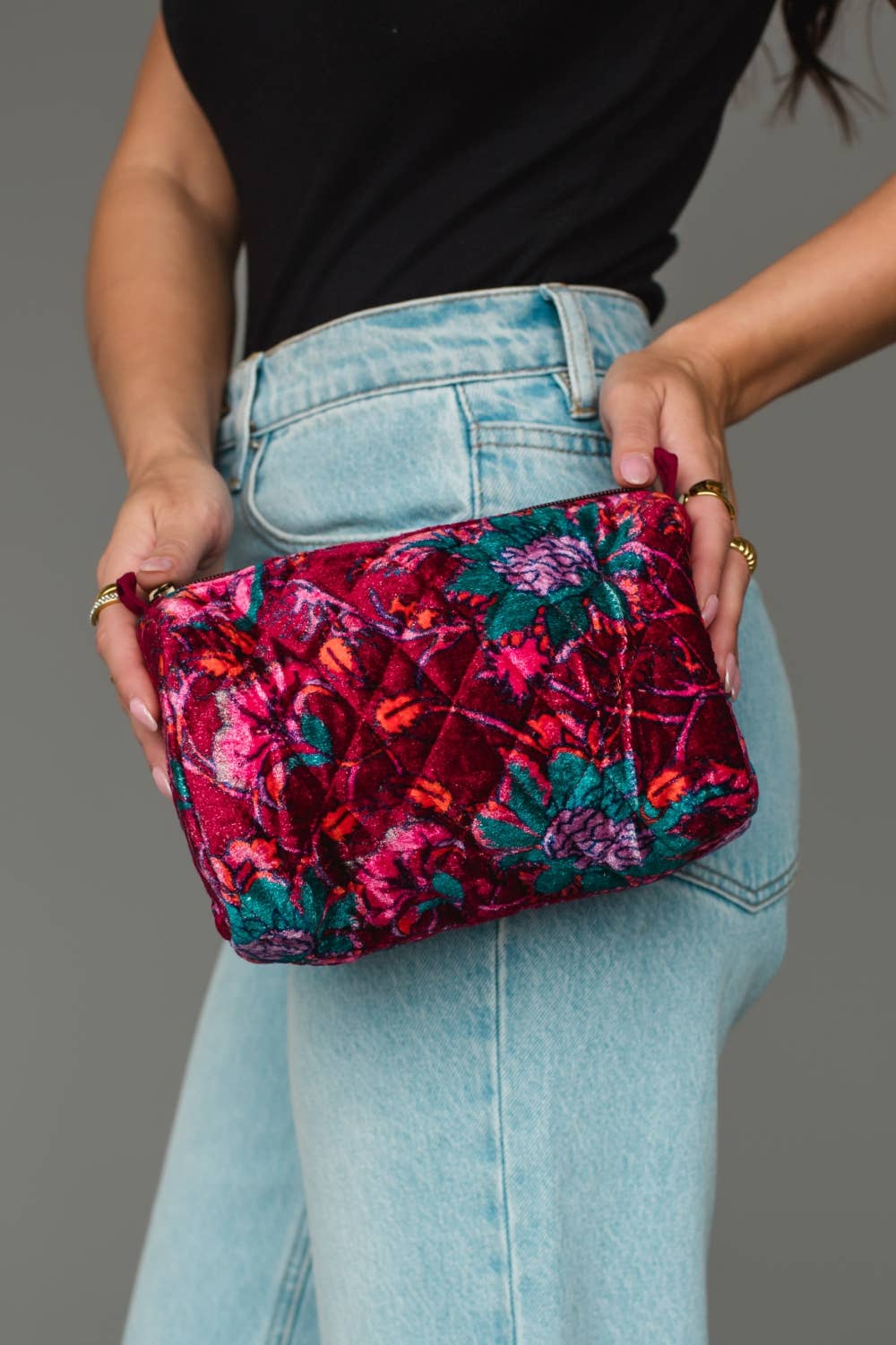 Wildflower Woven Travel Pouch in burgundy floral, detail