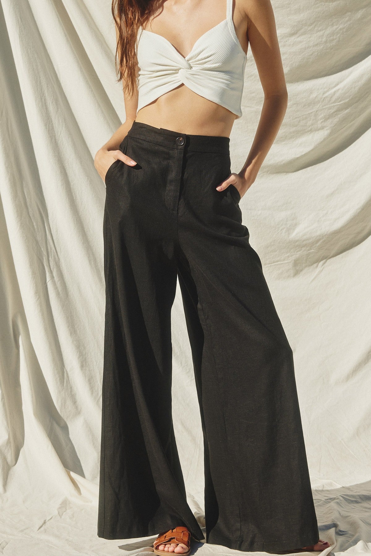 Grove Linen Wide Leg Pants in Black, side