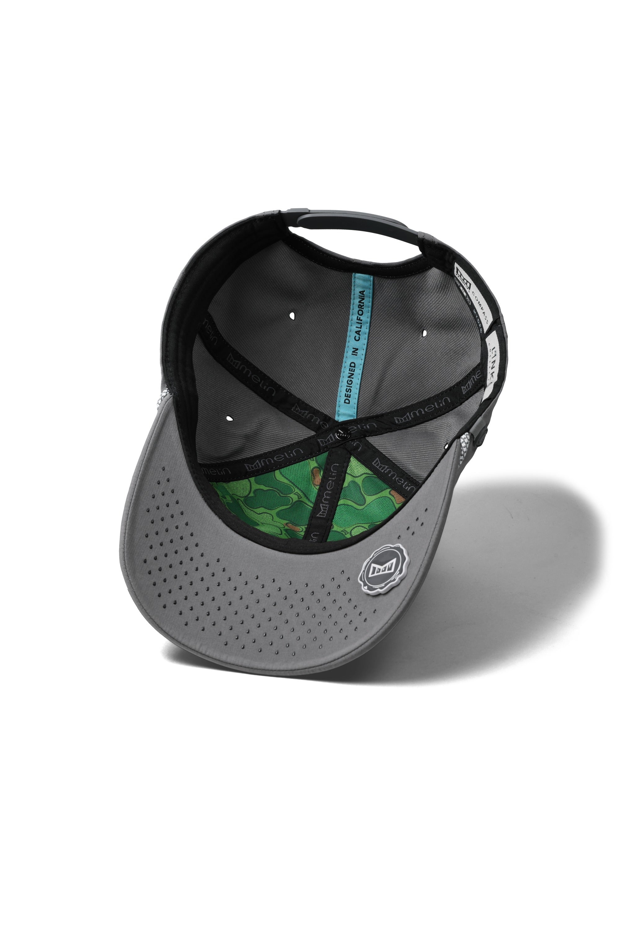 Melin Hydro Compass Links w/MagnaLink hat in Grey, interior and undervisor detail