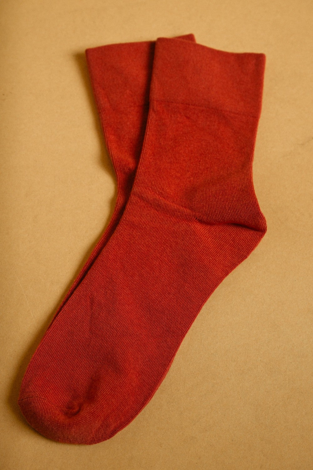 Everyday Solid Crew Socks in Brick