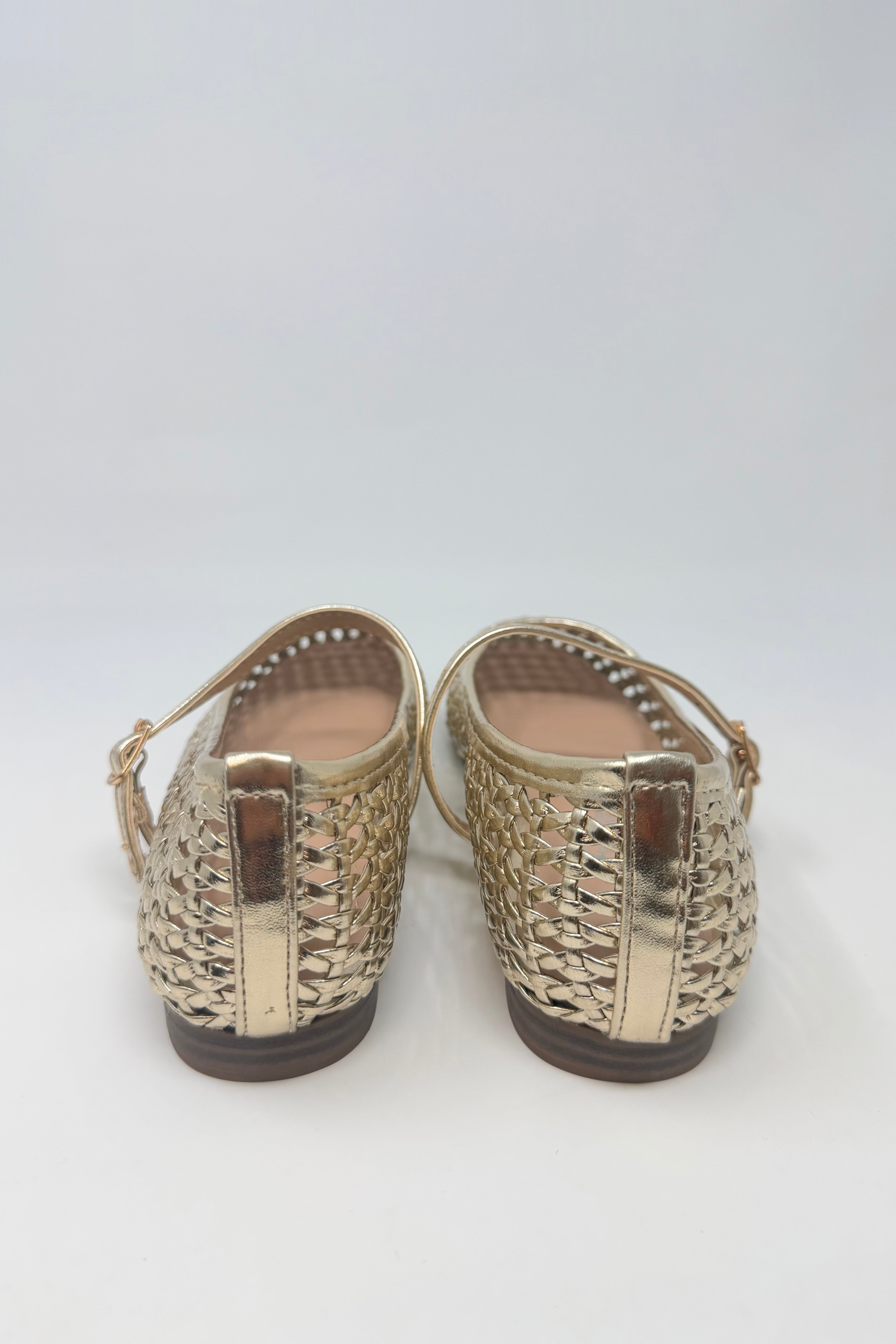 The Woven Goldie Flat