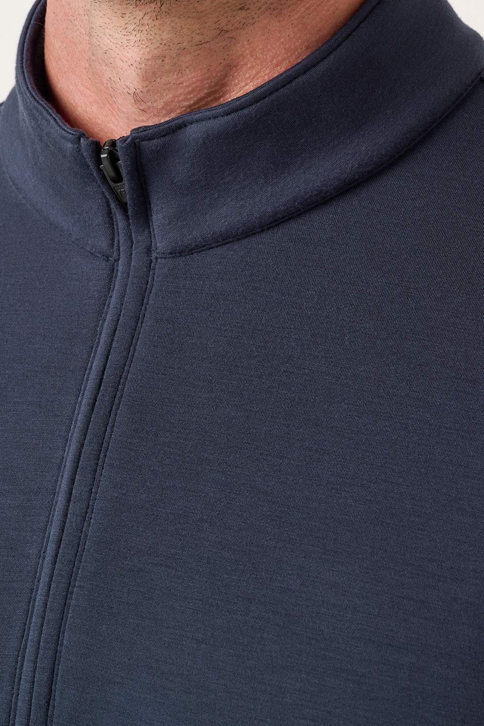 Travis Mathew Fibercloud Quarter Zip in Total Eclipse, kangaroo pocket detail