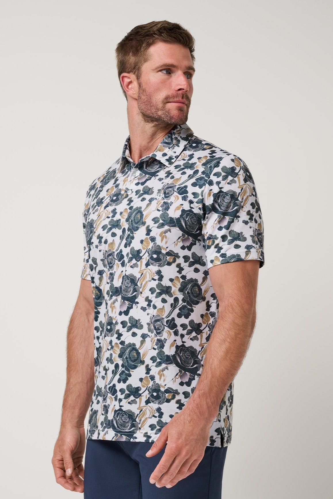 Featherweight Villa Polo in White, side view