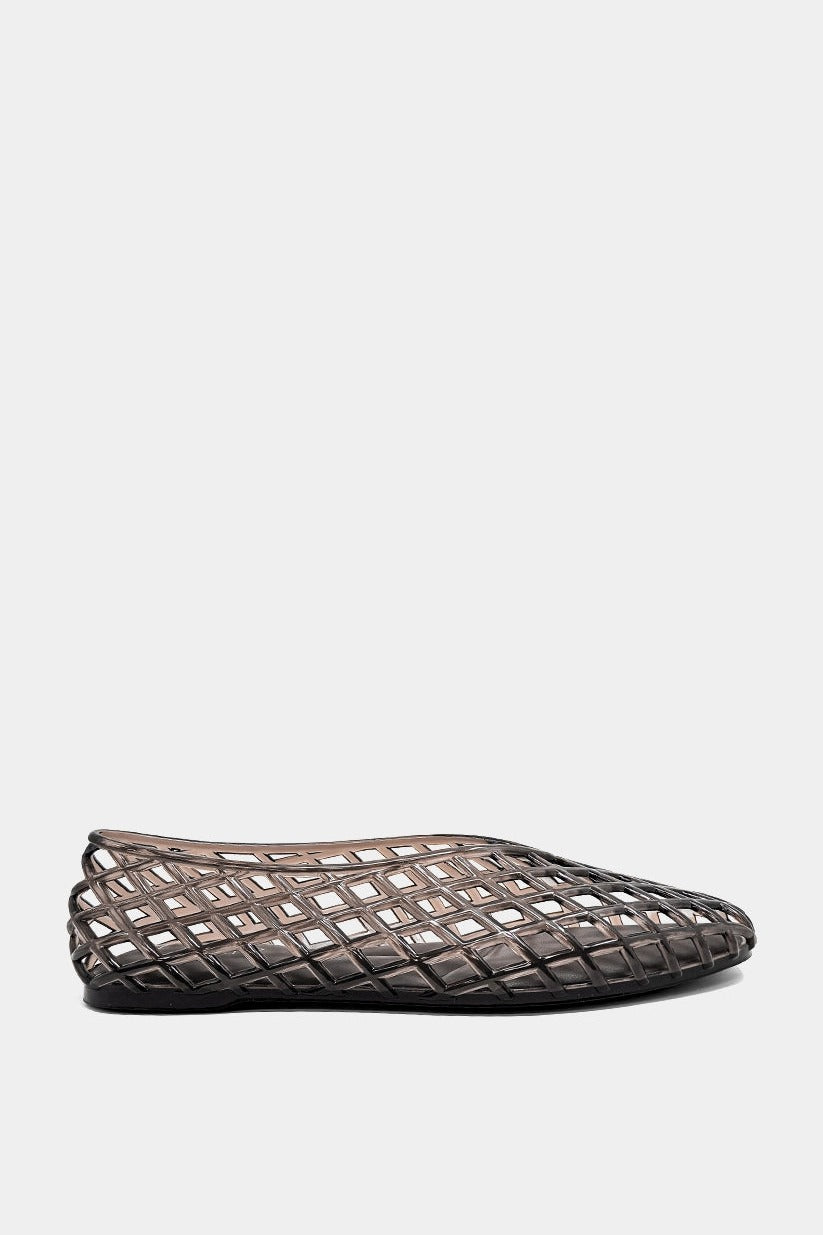 Shu Shop Alana Woven Lattice Flat in Charcoal