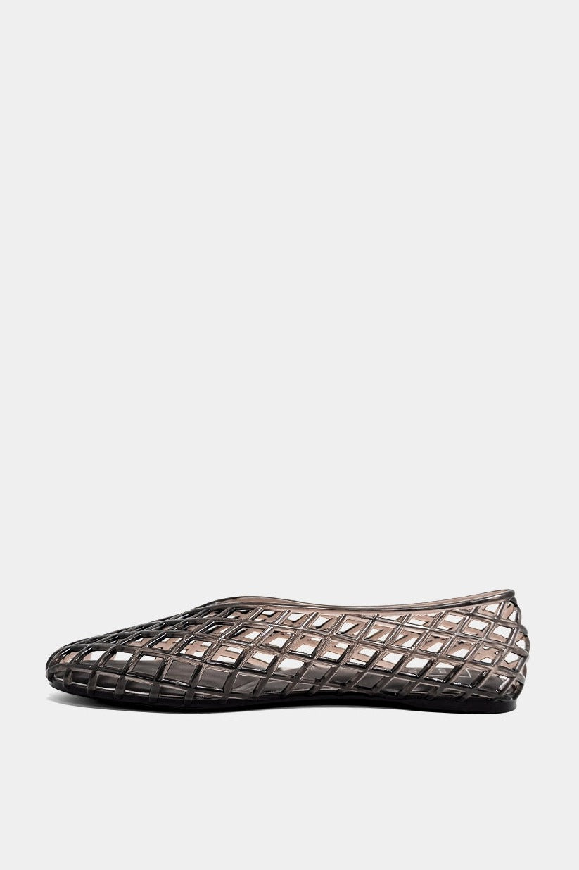 Shu Shop Alana Woven Lattice Flat in Charcoal