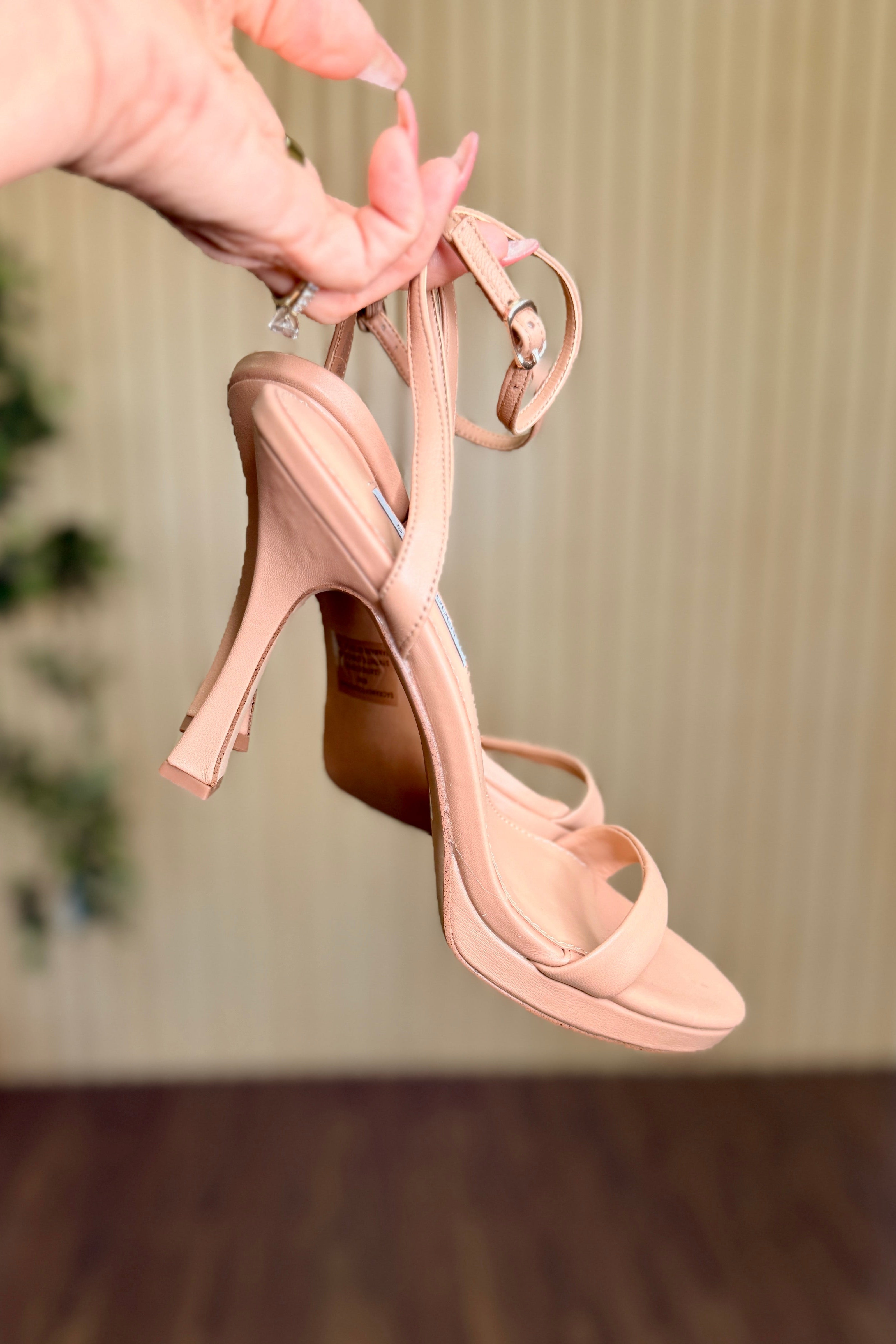 Sacramento Round-Toe Heel