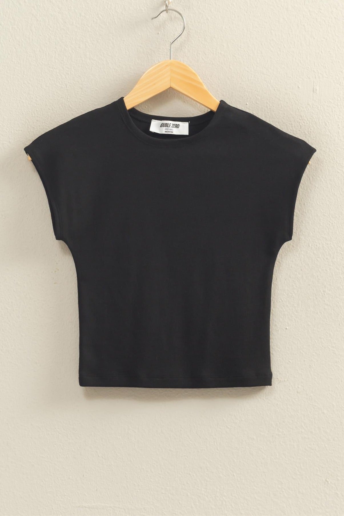 Fitted Cropped Cap Sleeve Top in Black