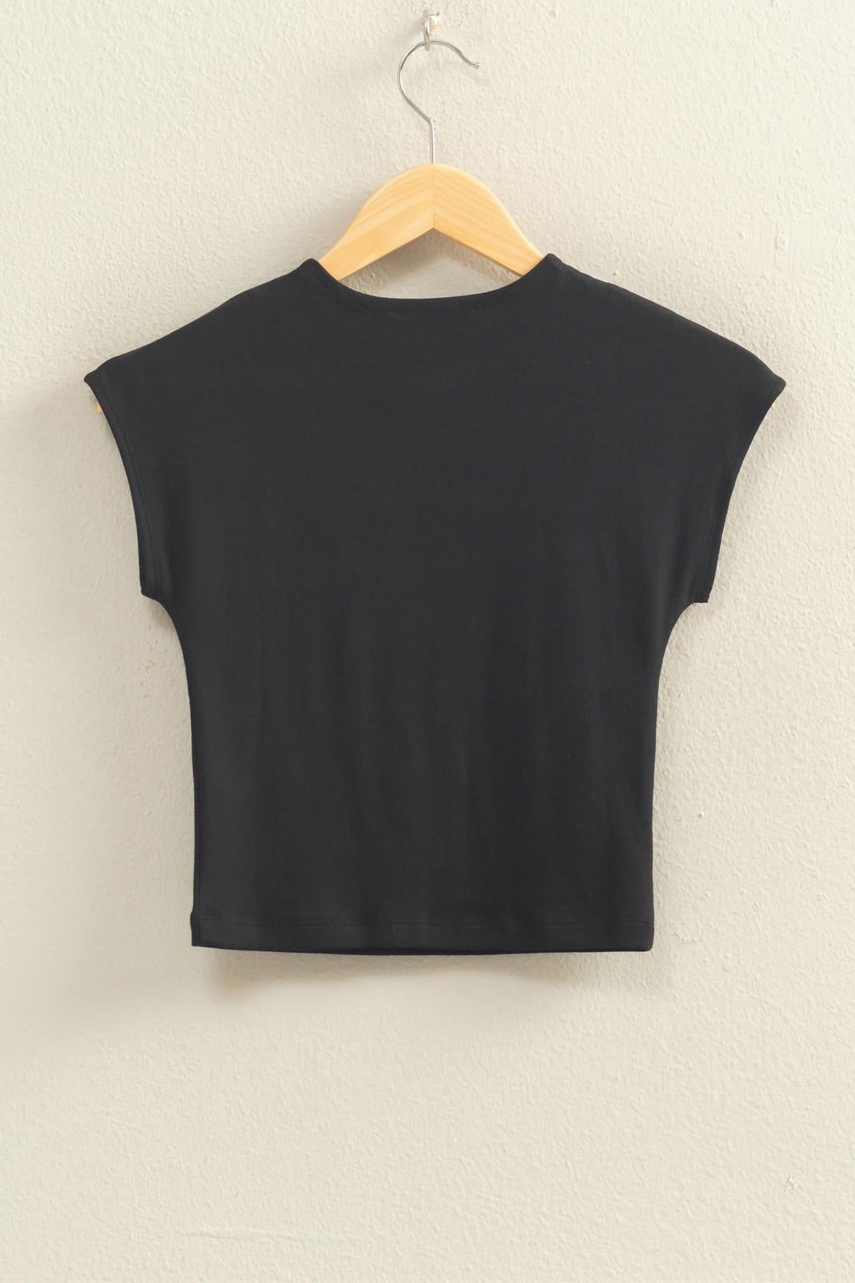 Fitted Cropped Cap Sleeve Top in Black