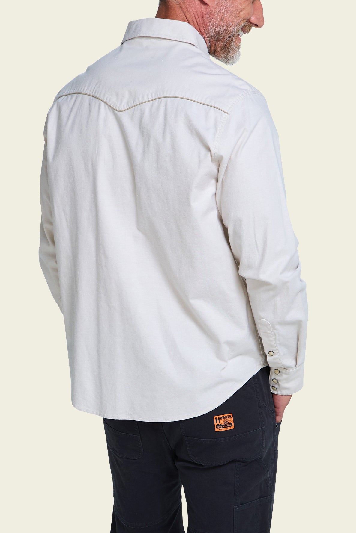 Broncbuster Longsleeve Snapshirt Prairie Dust on model back