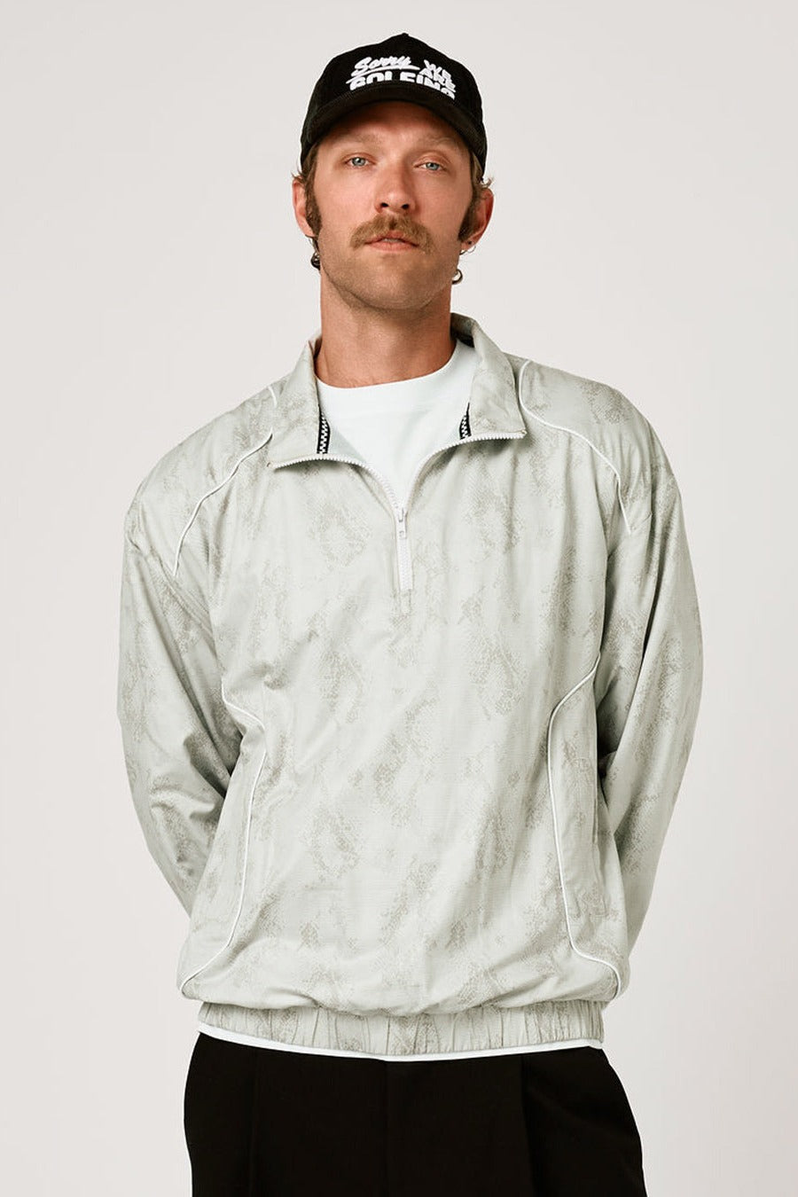 Piped Quarter Zip Pullover