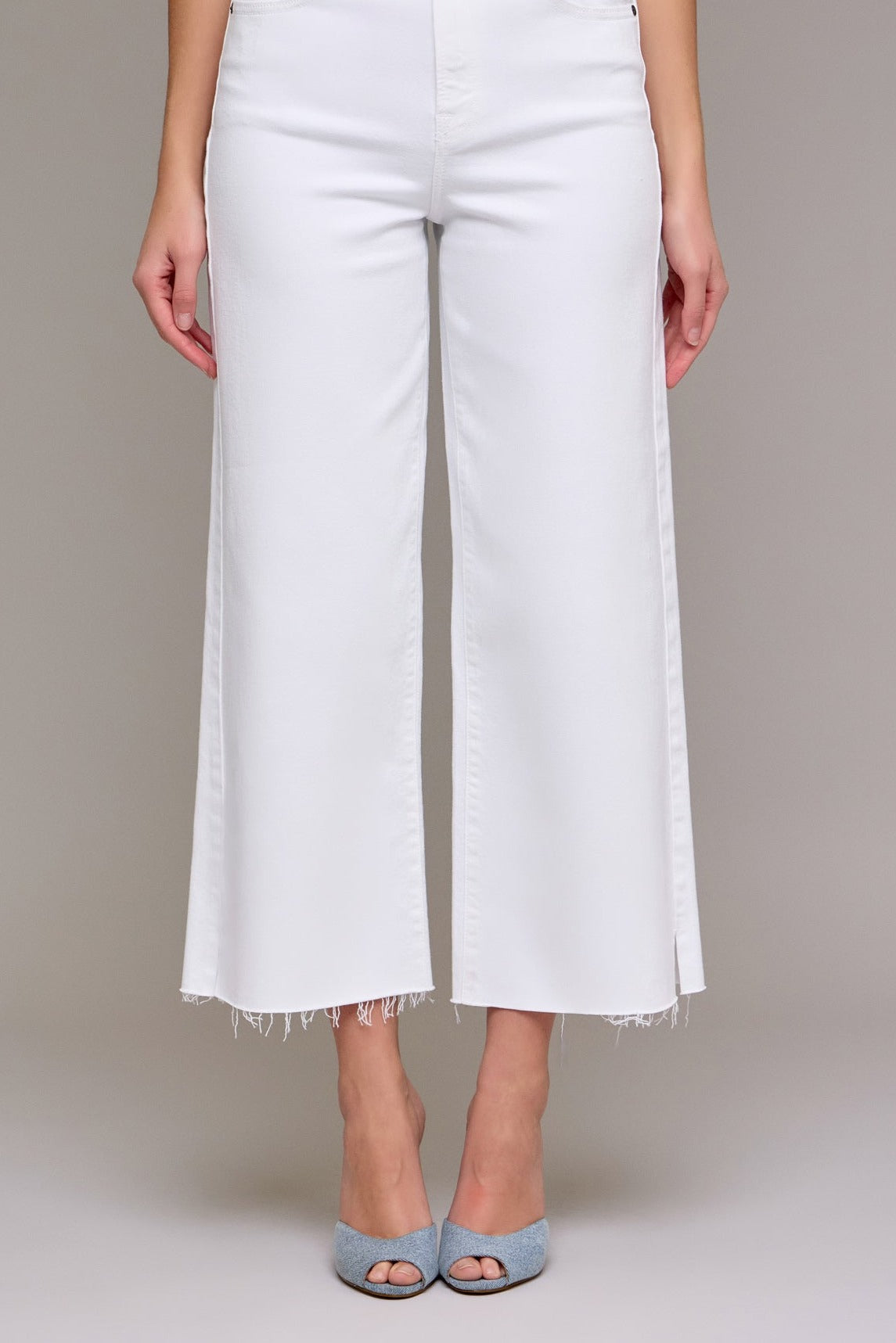 Nori Clean Cropped Wide Leg Jeans - MTT Collective