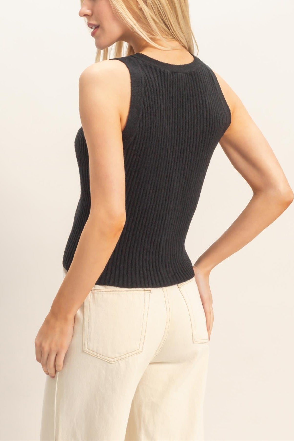 Ribbed V-Neck Buttoned Tank in Black