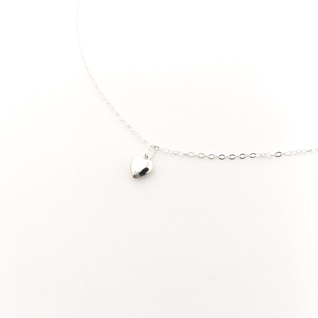 Brielle Dainty Heart Necklace | Gold - MTT Collective