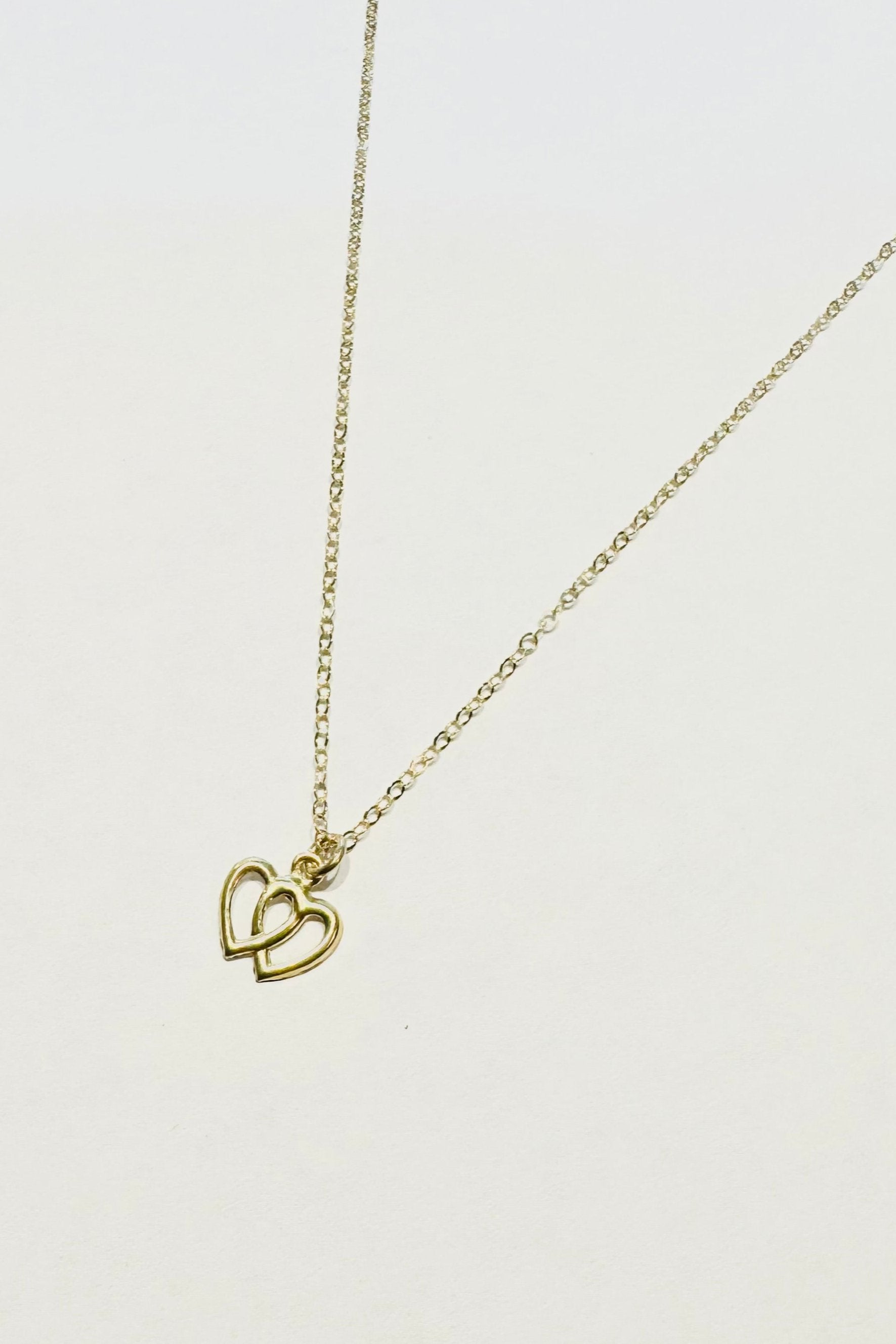 Leah Interlinked Hearts Necklace - MTT Collective