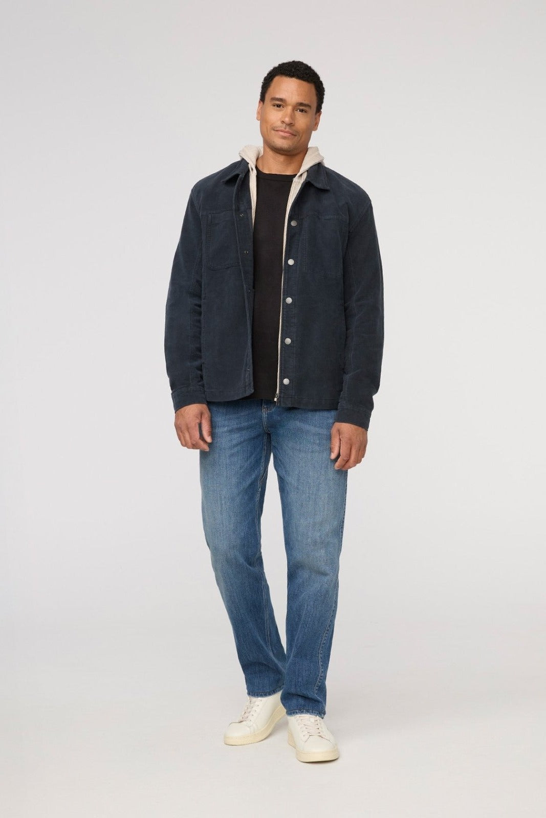 DUER Performance Denim+ Relaxed Straight in Dust Storm Indigo – front view