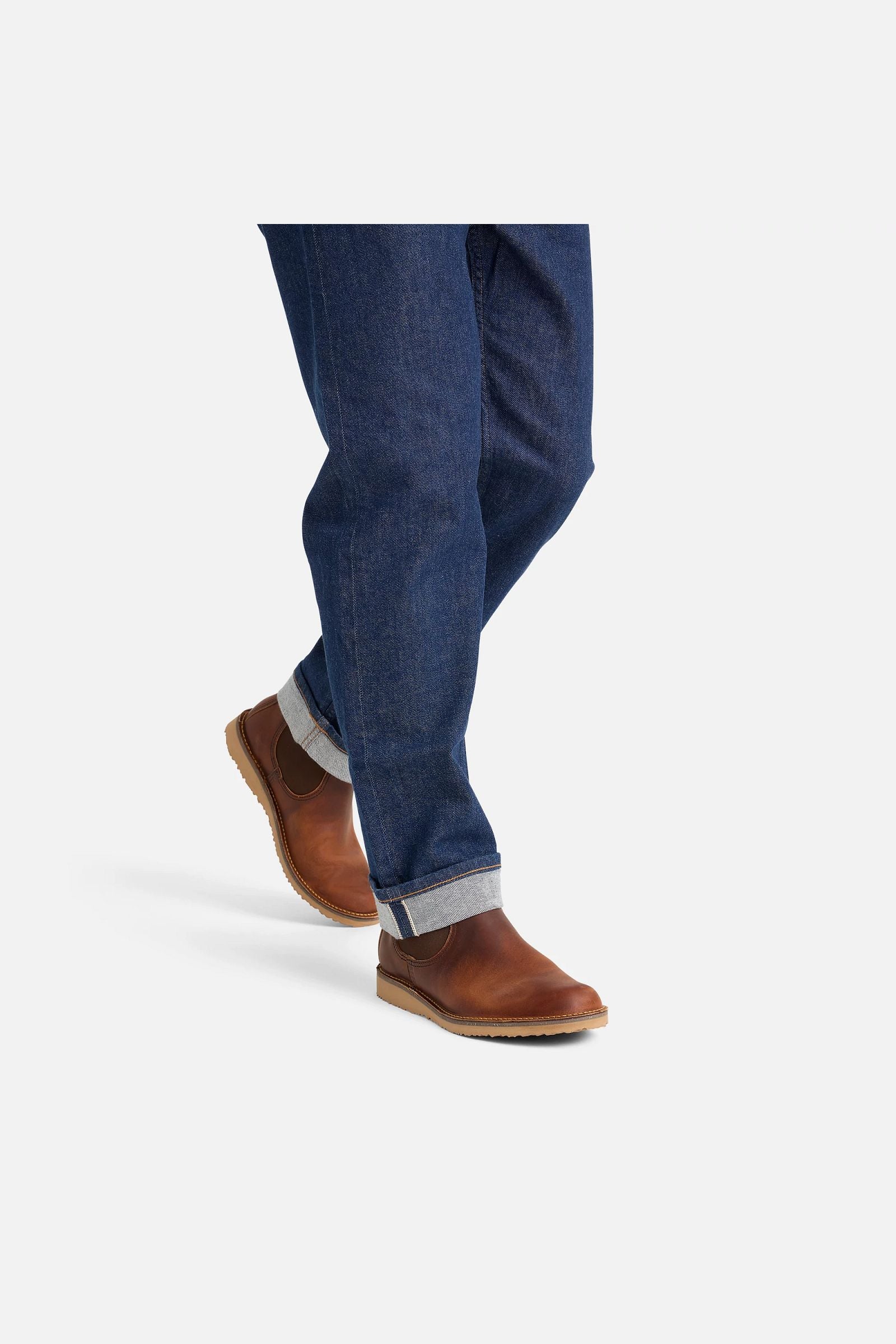 Red Wing Weekender Chelsea 03128 worn with trousers