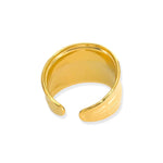 Textured open band ring detail