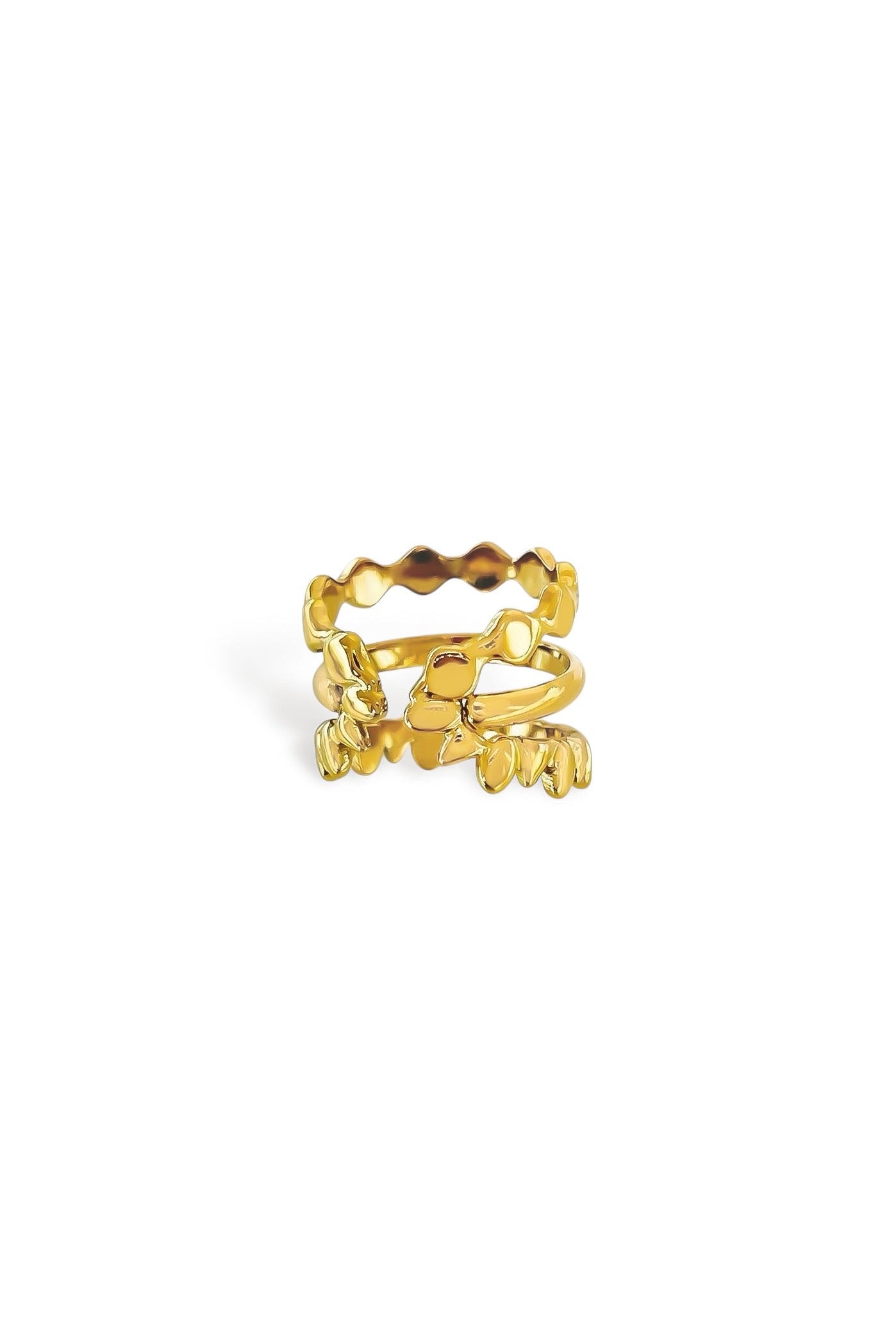Triple layer mixed band ring detail