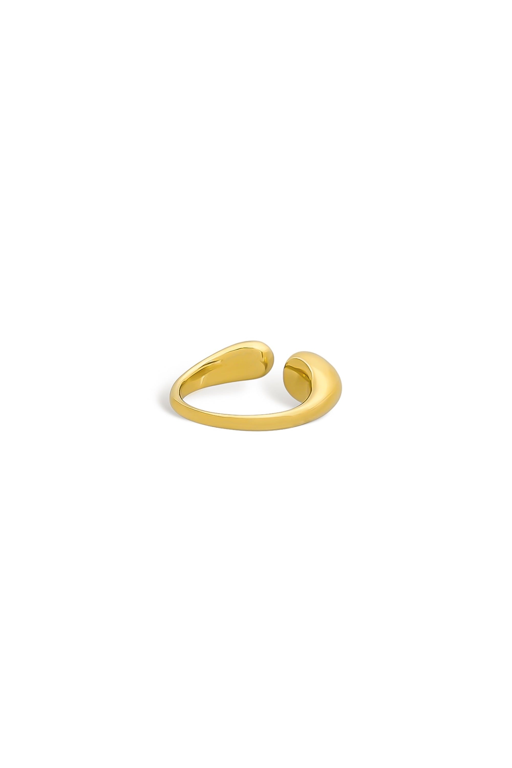 Sculptural wrap cubic zirconia ring gold detail