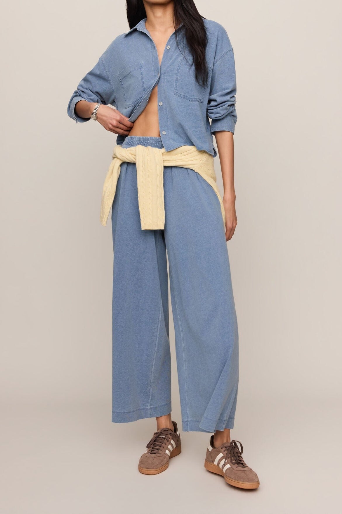 Z Supply Scout Jersey Denim Pant in Santorini Indigo on model