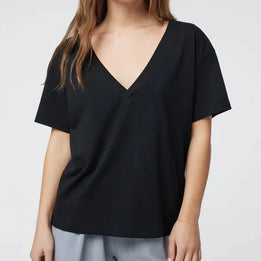Sutton V-Neck - MTT Collective