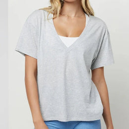 Sutton V-Neck - MTT Collective