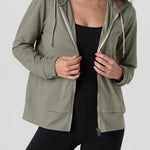 VUORI - Womens - Tops - Sweatshirts - Halo Performance Hoodie 2.0 - MTT Collective