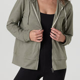 VUORI - Womens - Tops - Sweatshirts - Halo Performance Hoodie 2.0 - MTT Collective