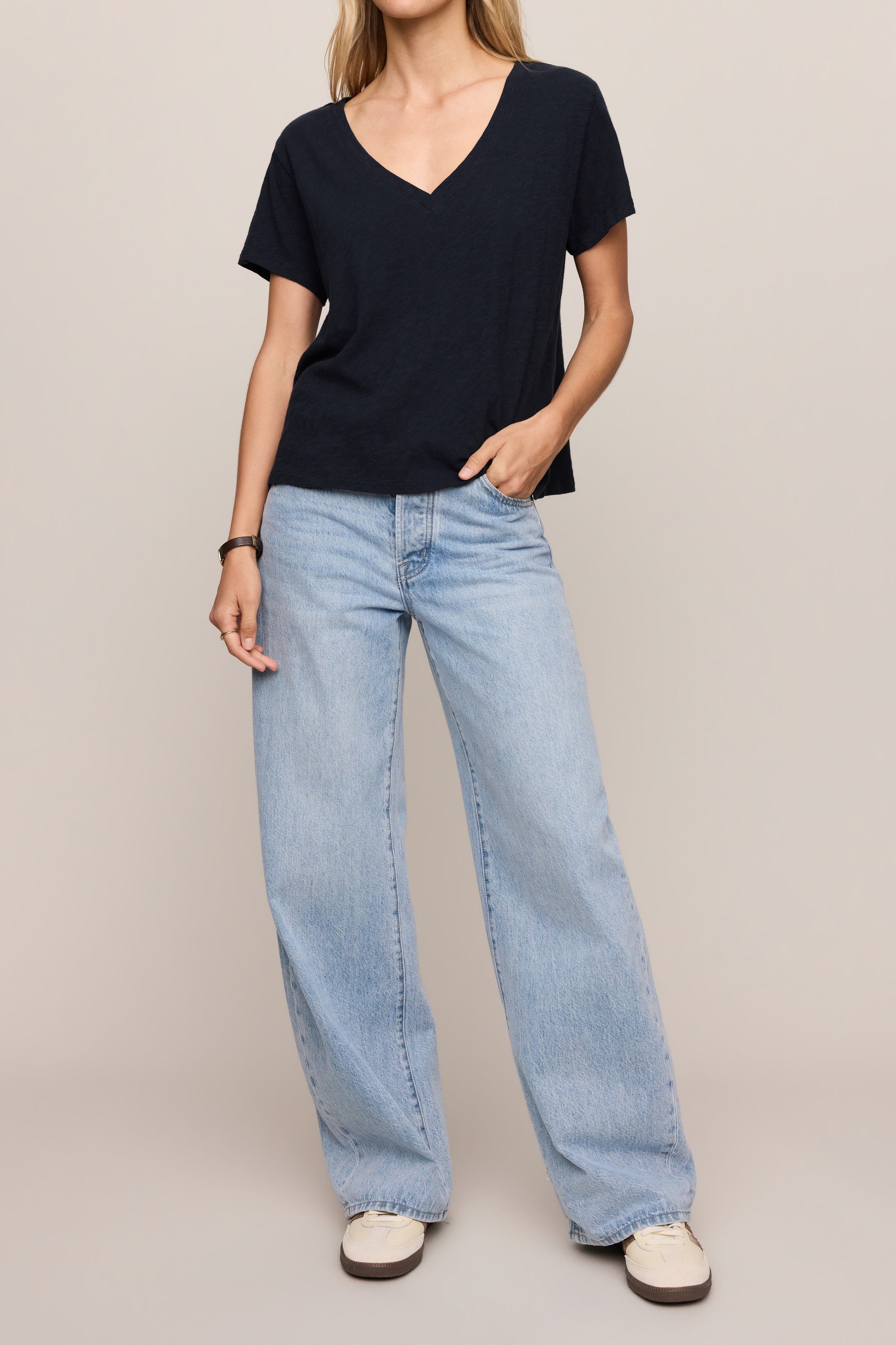 Nomad Slub V-Neck Tee in Eclipse - full look