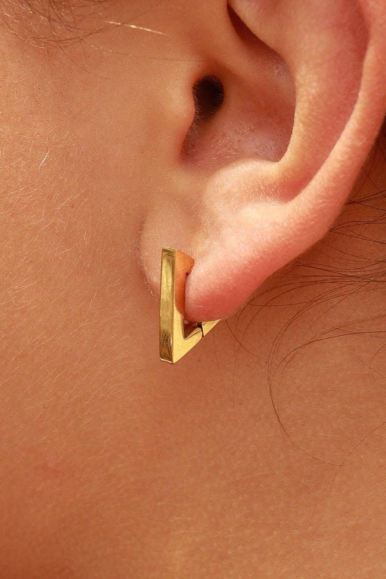 Allison Triangle Huggie Earrings - MTT Collective