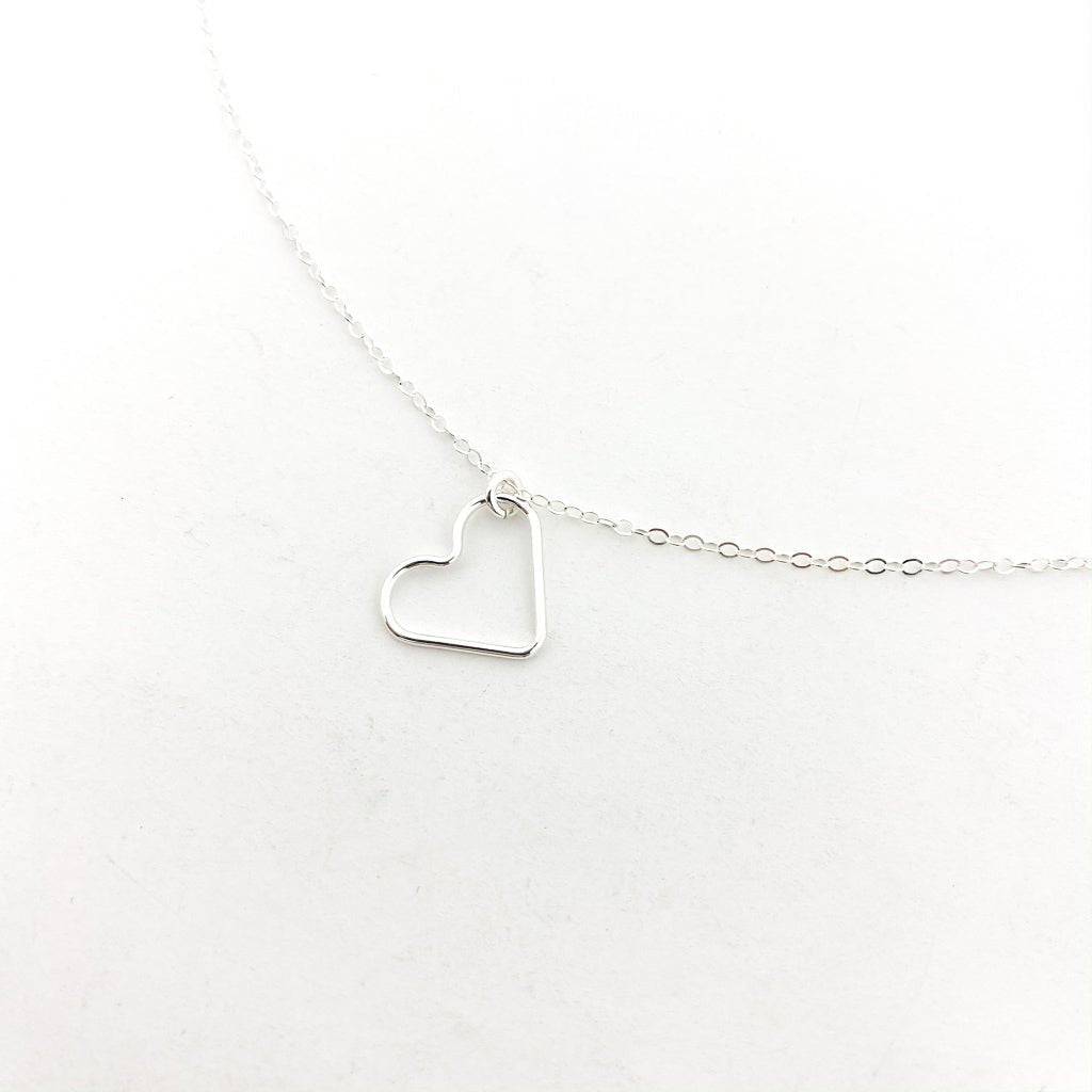 Amara Open Hanging Heart Necklace - MTT Collective