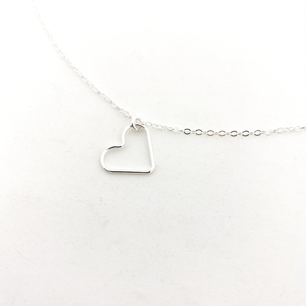 Amara Open Hanging Heart Necklace - MTT Collective