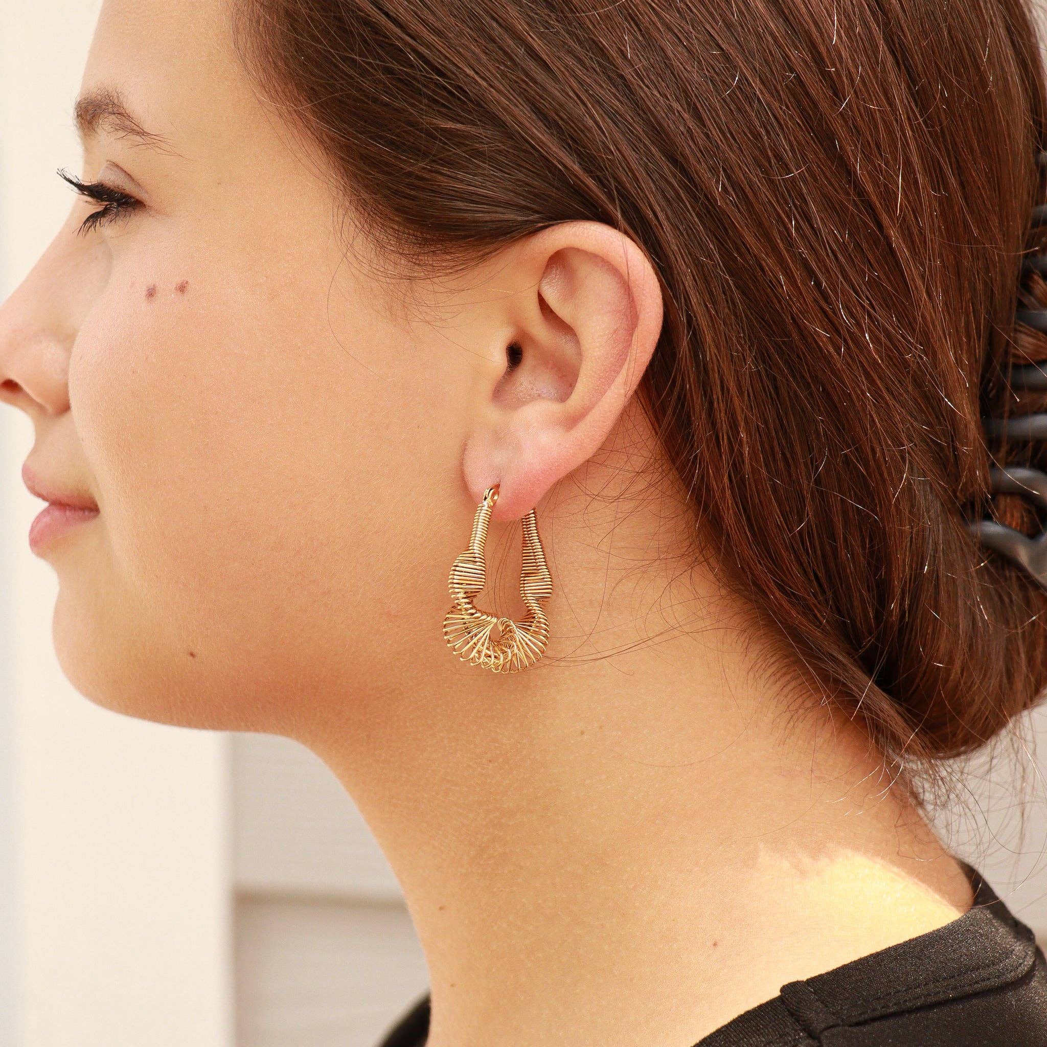 Amelia Wired Statement Hoop Earrings - MTT Collective