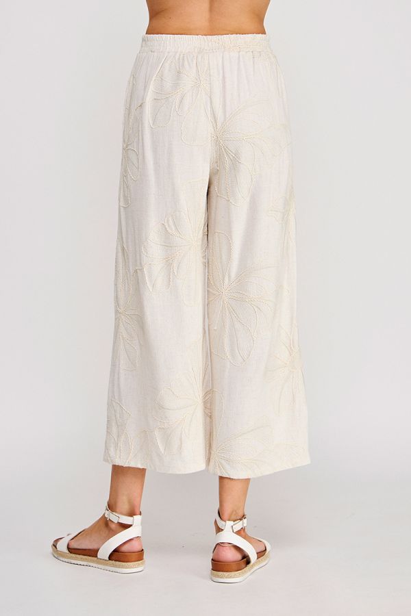 Malia Floral Embroidered Cropped Pant