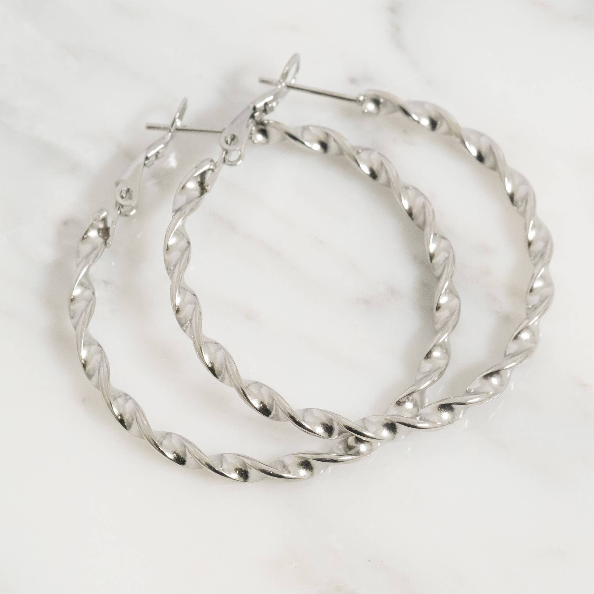 Aubrey Twist Hoop Earrings - MTT Collective