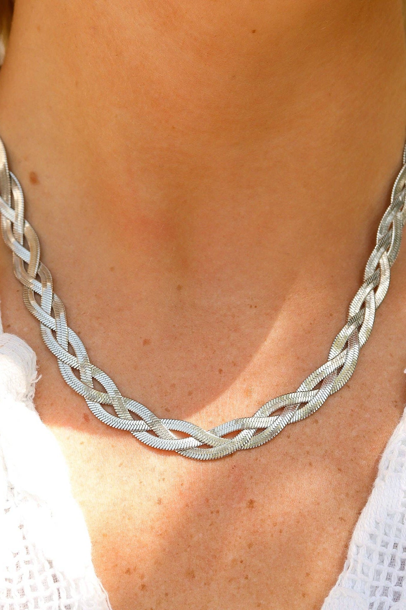 Cadence Interwoven Herringbone Chain Necklace - MTT Collective