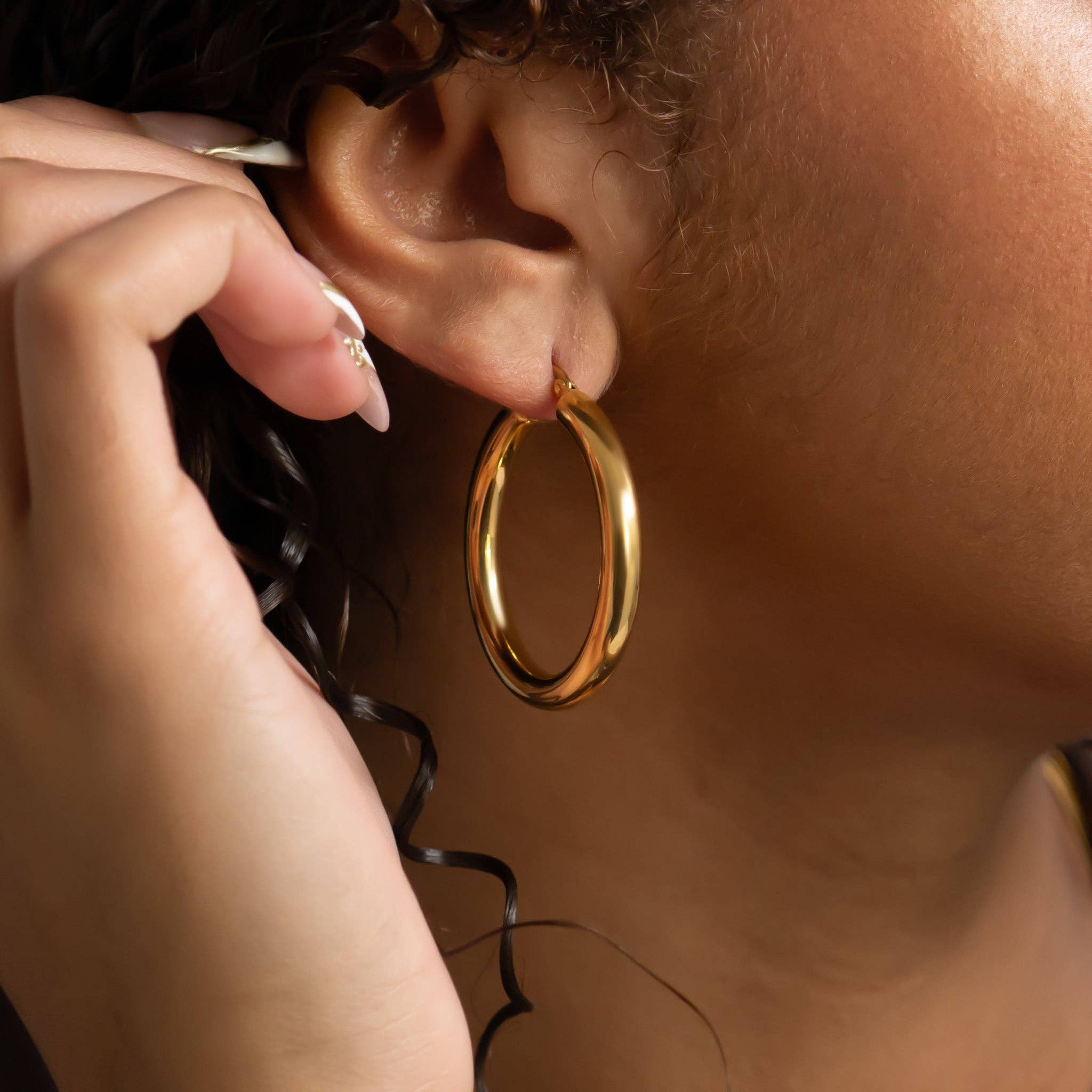 Carly Chunky Hoop Earring - MTT Collective