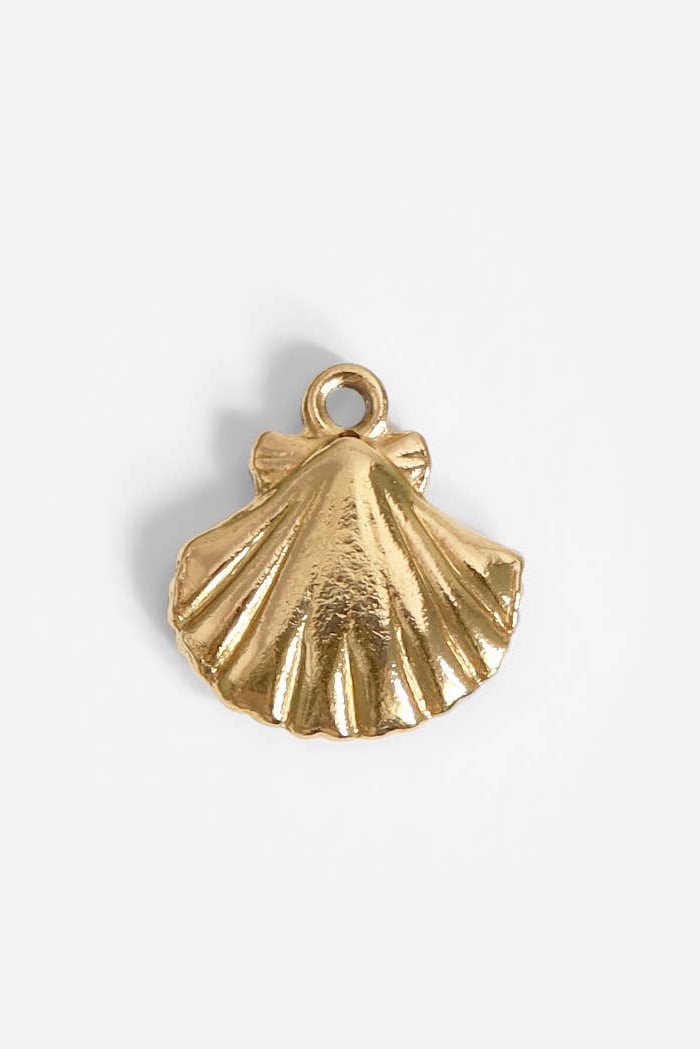Clam Shell Charm - MTT Collective
